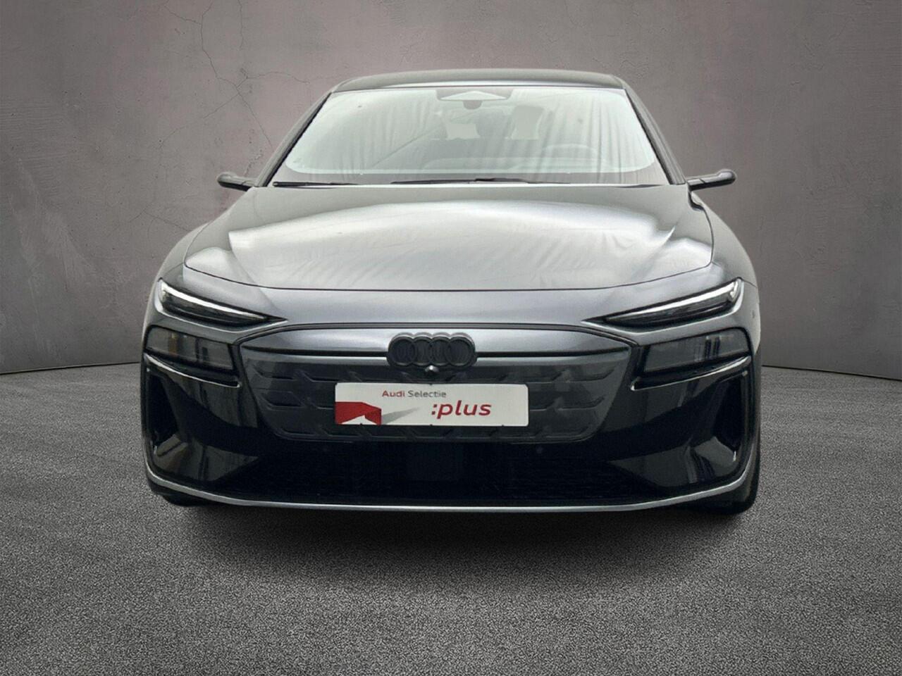 Audi A6 Avant e-tron S edition performance 100 kWh | Pano | Tech pro | B&O | Trekhaak | Luchtvering | Virtual mirrors | Matrix | Oled | MMI pro |