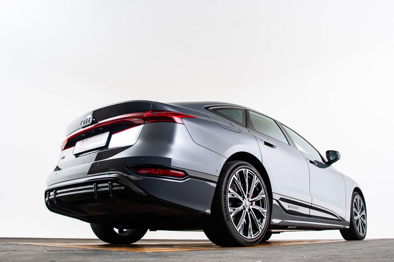 Audi A6 Sportback e-tron S edition performance 100 kWh Tech plus - Exterieurpakket zwart - Driespaaks sportstuur - Standkachel - Stoelverwarming - Elektrisch instelbare voorstoelen - MMI experience plus -