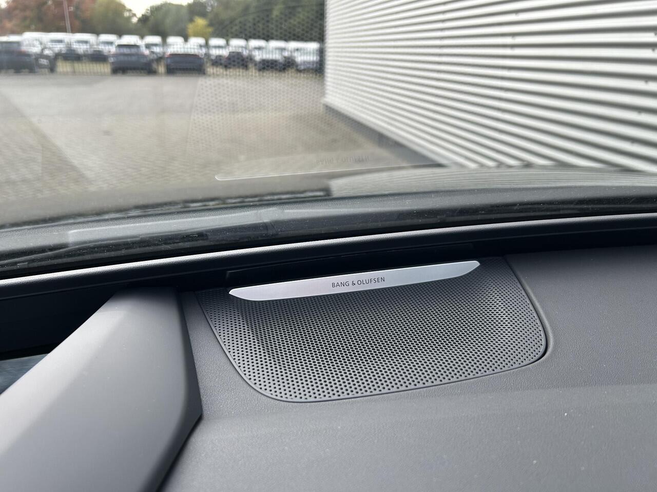 Audi A6 e-tron Sportback S edition performance 100 kWh / 367 pk | Head-up display | Bang & Olufsen Audio | Luchtvering | Elektrische stoelen met geheugenfunctie | Trekhaak
