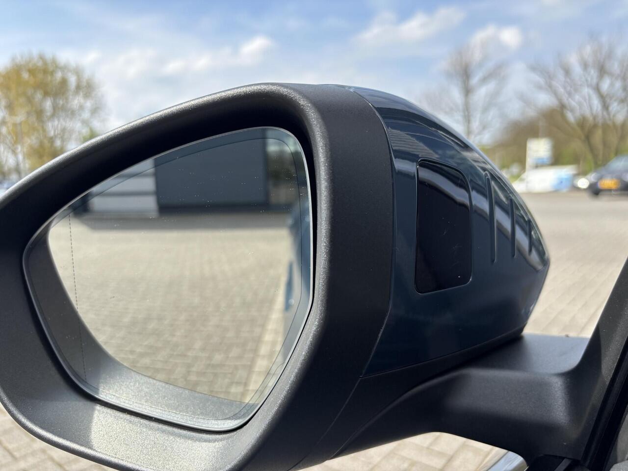 Audi A6 e-tron Avant Advanced edition 100kWh / 367 PK | Sportstoelen leder | Passagiersdisplay | Matrix LED-verlichting | Elektrische stoelen