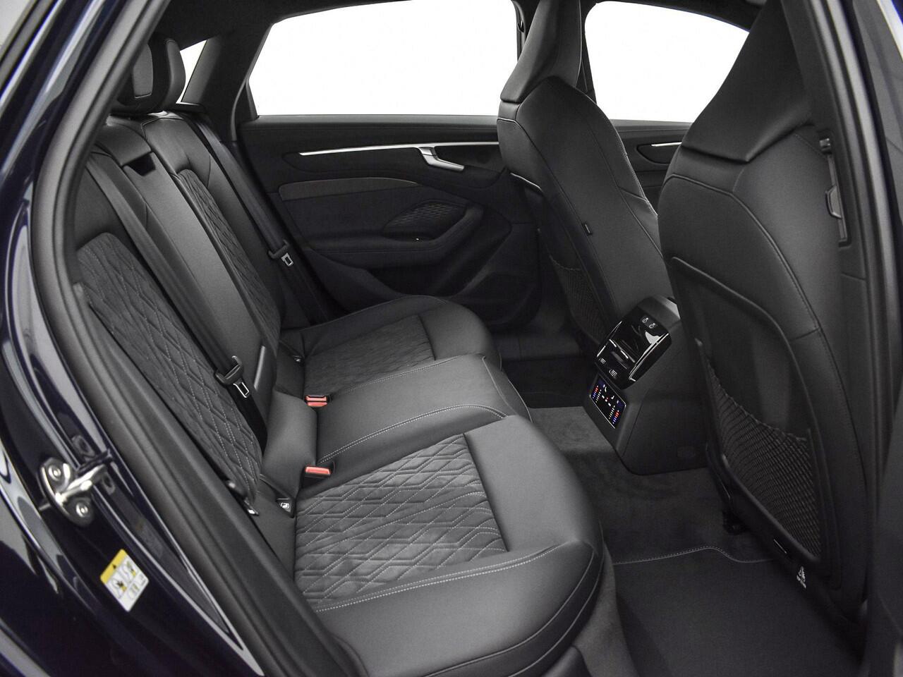 Audi A6 Limousine 2.0 e-hybrid quattro S edition 299 PK · Tech plus · 21" LM Velgen · Exterieurpakket zwart · Bekleding Leder/Alcantara