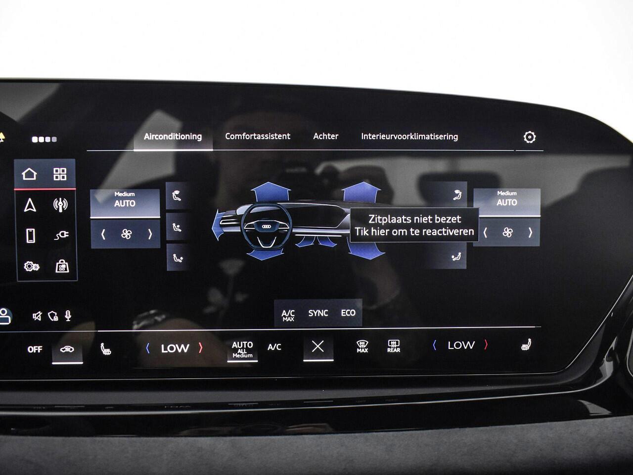 Audi A6 Limousine 2.0 e-hybrid quattro S edition 299 PK · Tech plus · 21" LM Velgen · Exterieurpakket zwart · Bekleding Leder/Alcantara