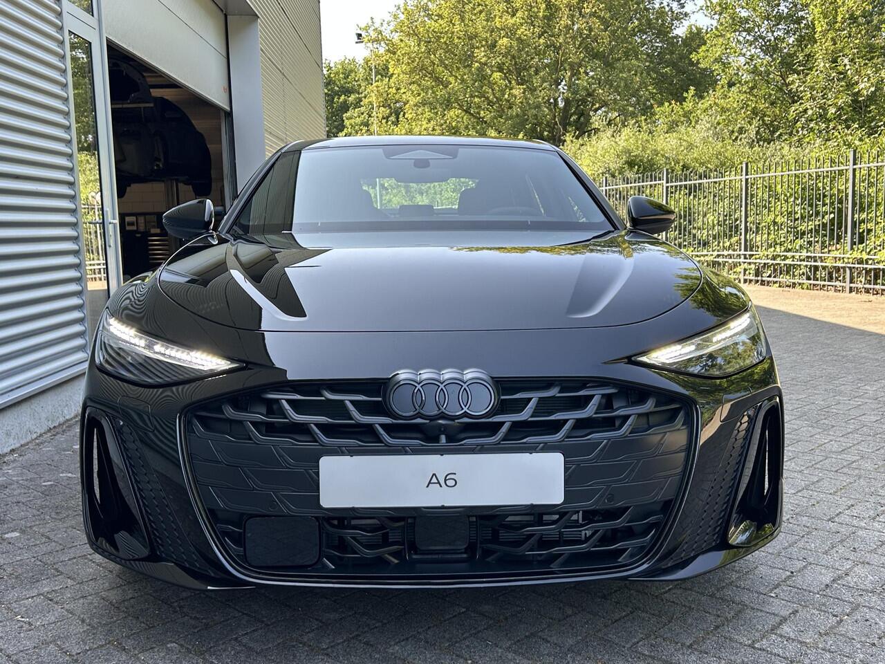 Audi A6 Limousine Pro Line 2.0 TFSI e 299 pk | Audi Sport velgen 21" | Sportstoelen Leder / Dinamica | Sfeerverlichting | S-Line