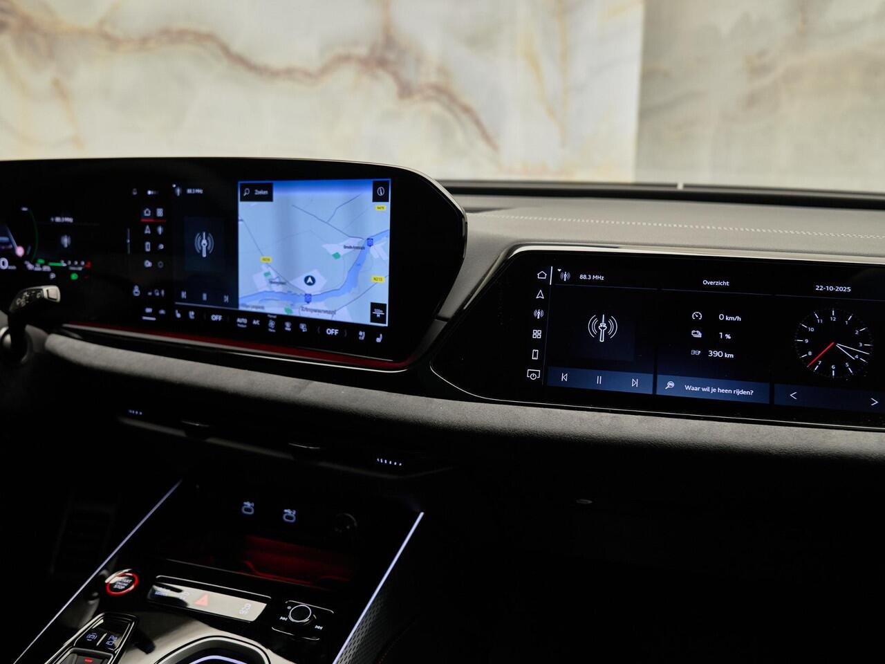 Audi A6 Avant E-Hybrid Quattro S Edition Competition, Edition 1, Audi Exclusive, 21", pano, tr.haak, B&O, luchtv., OLED, matrix-LED, memory, massage, HUD, privacy