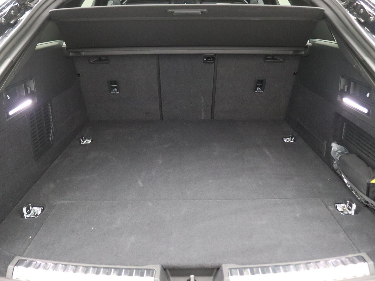 Audi A6 Avant 2.0 e-hybrid quattro S edition Competition 367PK Tech Pro, trekhaak, elek. stoelen, head-up, B&O sound, Luchtvering, Panoramadak, 21" lichtmetalen velgen