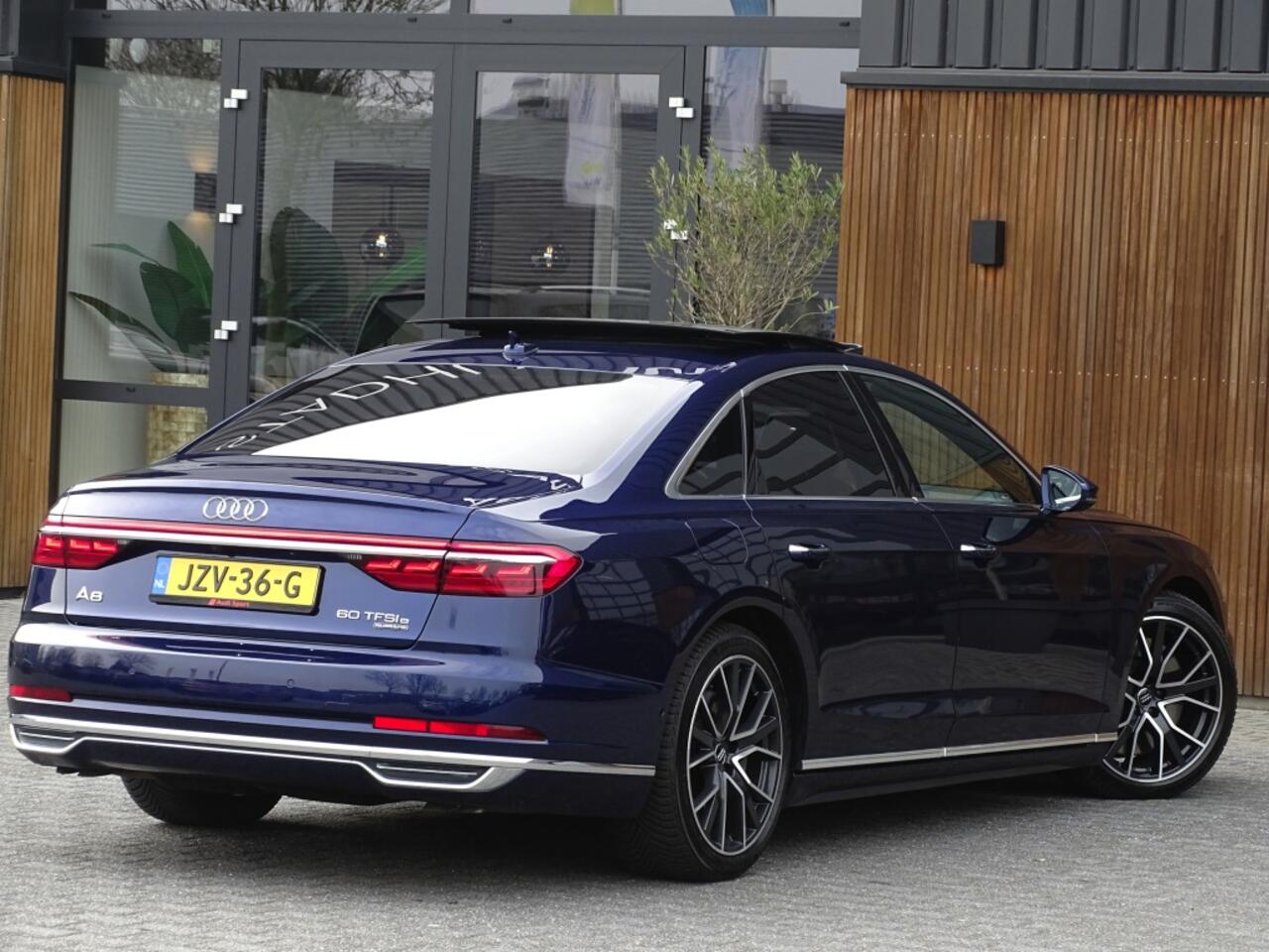 Audi A8 60 TFSIe 449PK Quattro / B&O / Laser / Massage