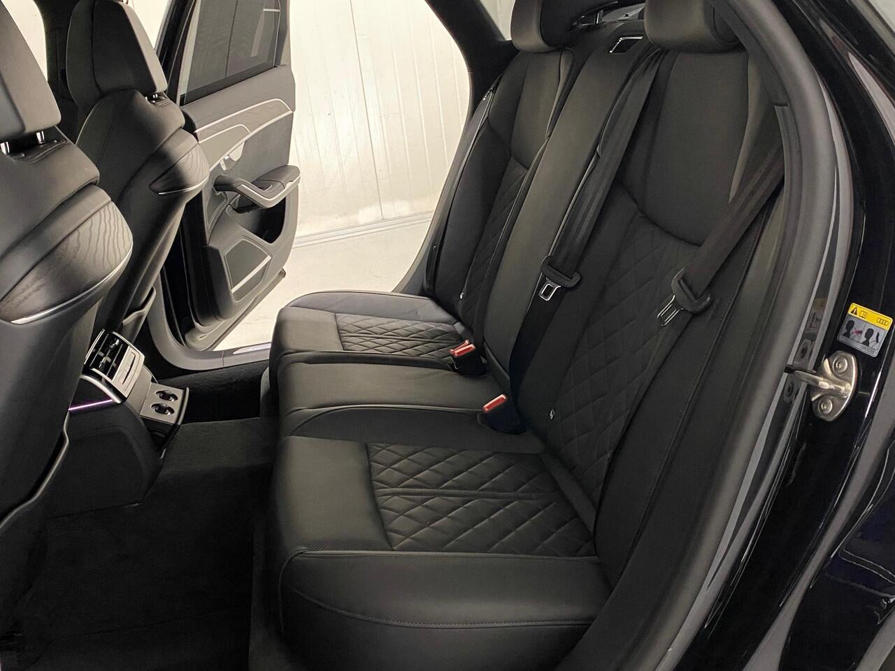 Audi A8 60 TFSI e quattro Matrix Pano Head Up Verwarmd stuurwiel Memory Masage Stoelkoeling B&O Garantie tot 08-10-2029