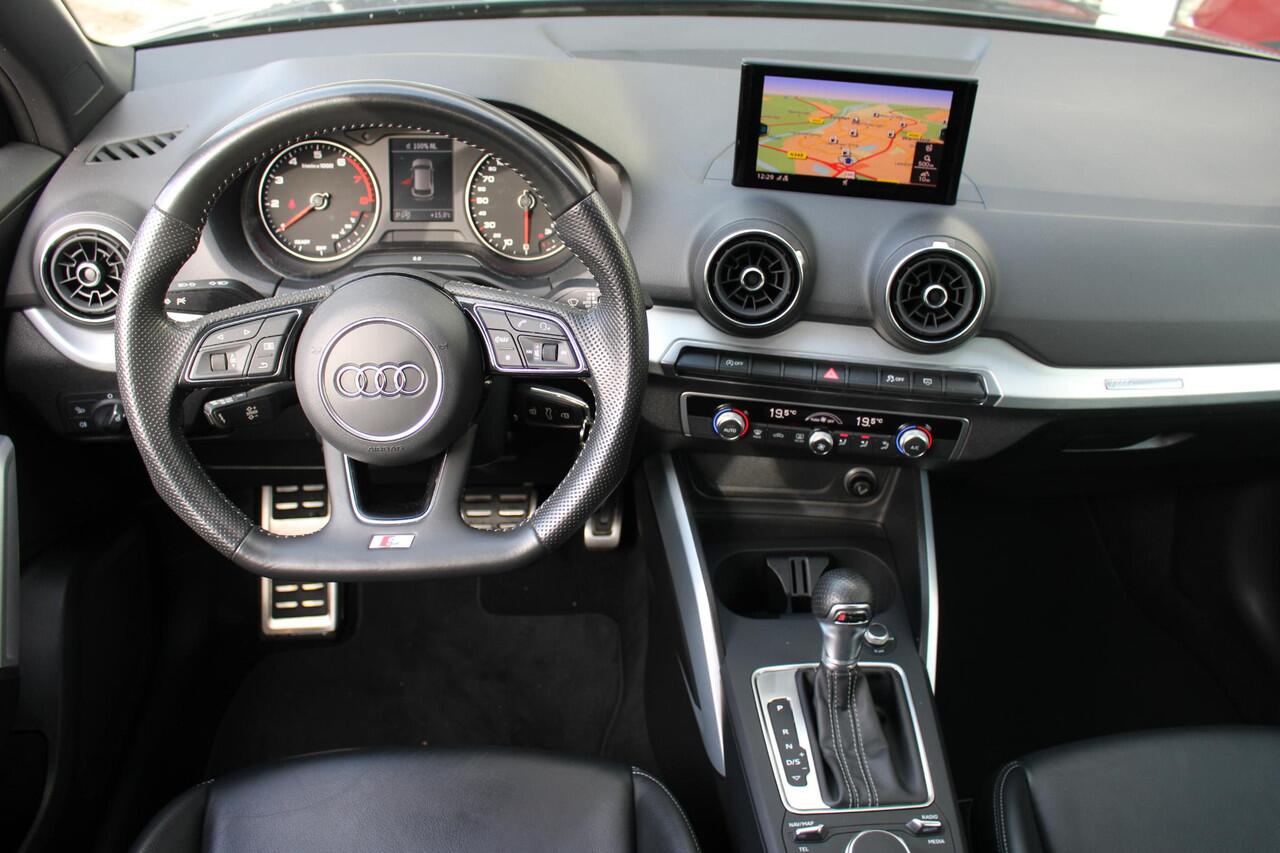 Audi Q2 30 TFSI Sport Pro Line S | Panormadak | S-Line | All season banden | Navigatiesysteem