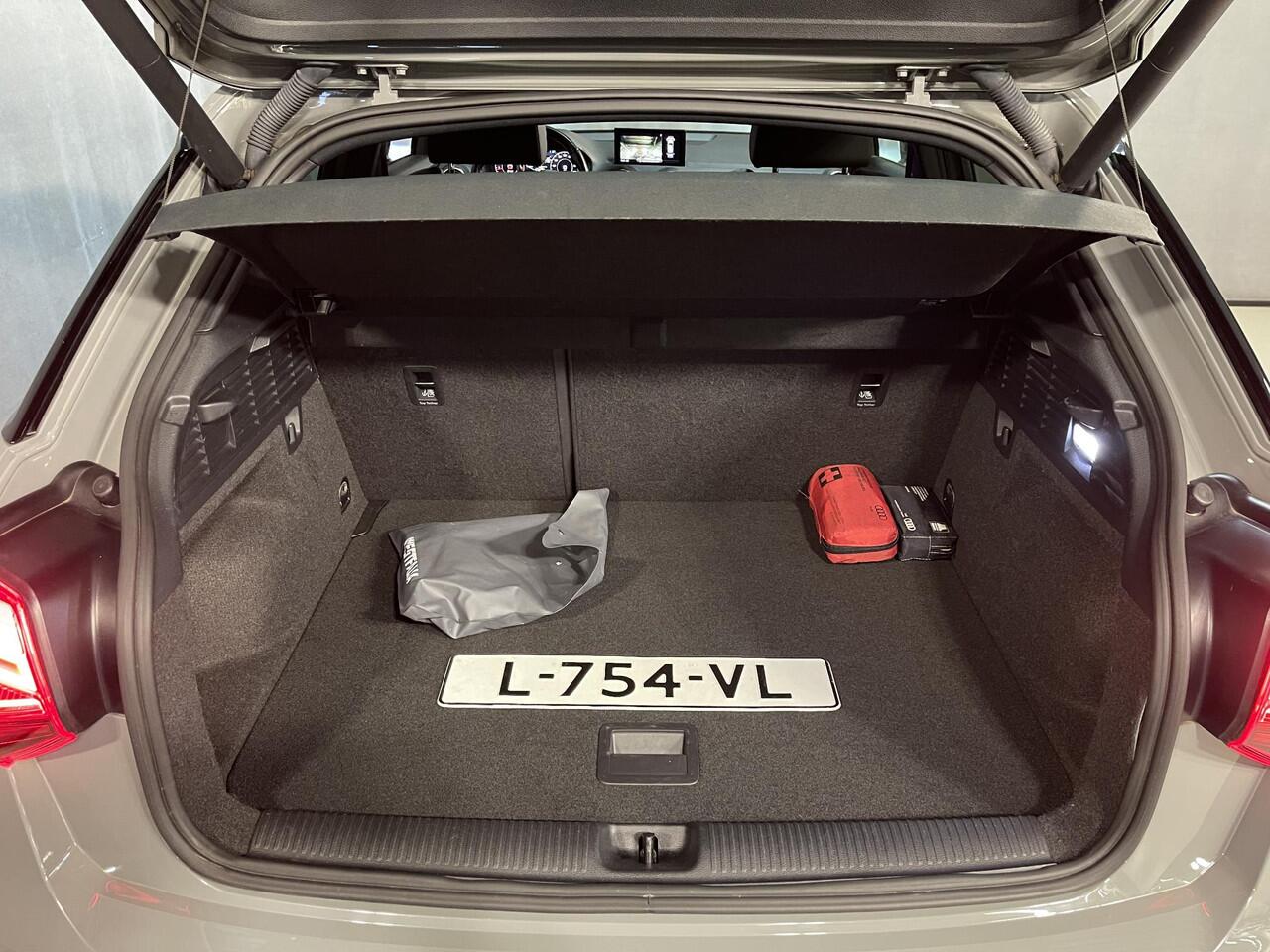 Audi Q2 1.4 TFSI CoD Sport Edition #1 19"/B&O audio/Panoramadak/Keyless/Virtual cockpit/Elektrische klep/PDC v+a/Stoelverwarming/DAB