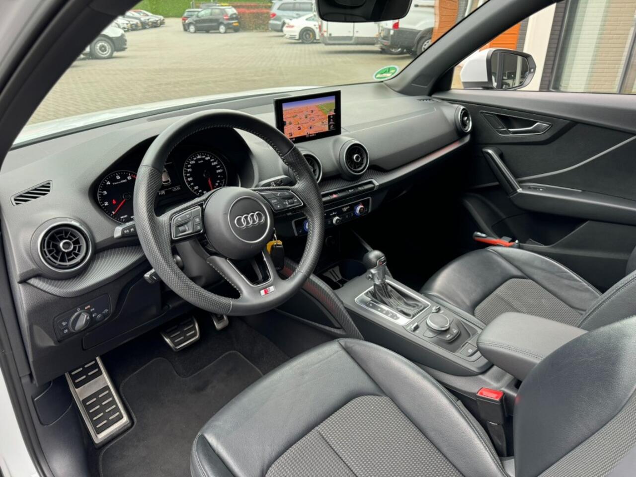 Audi Q2 35 TFSI 150pk 2x S-Line,LED,Half Leer,Clima,Cruise,Stoelverw,Nav