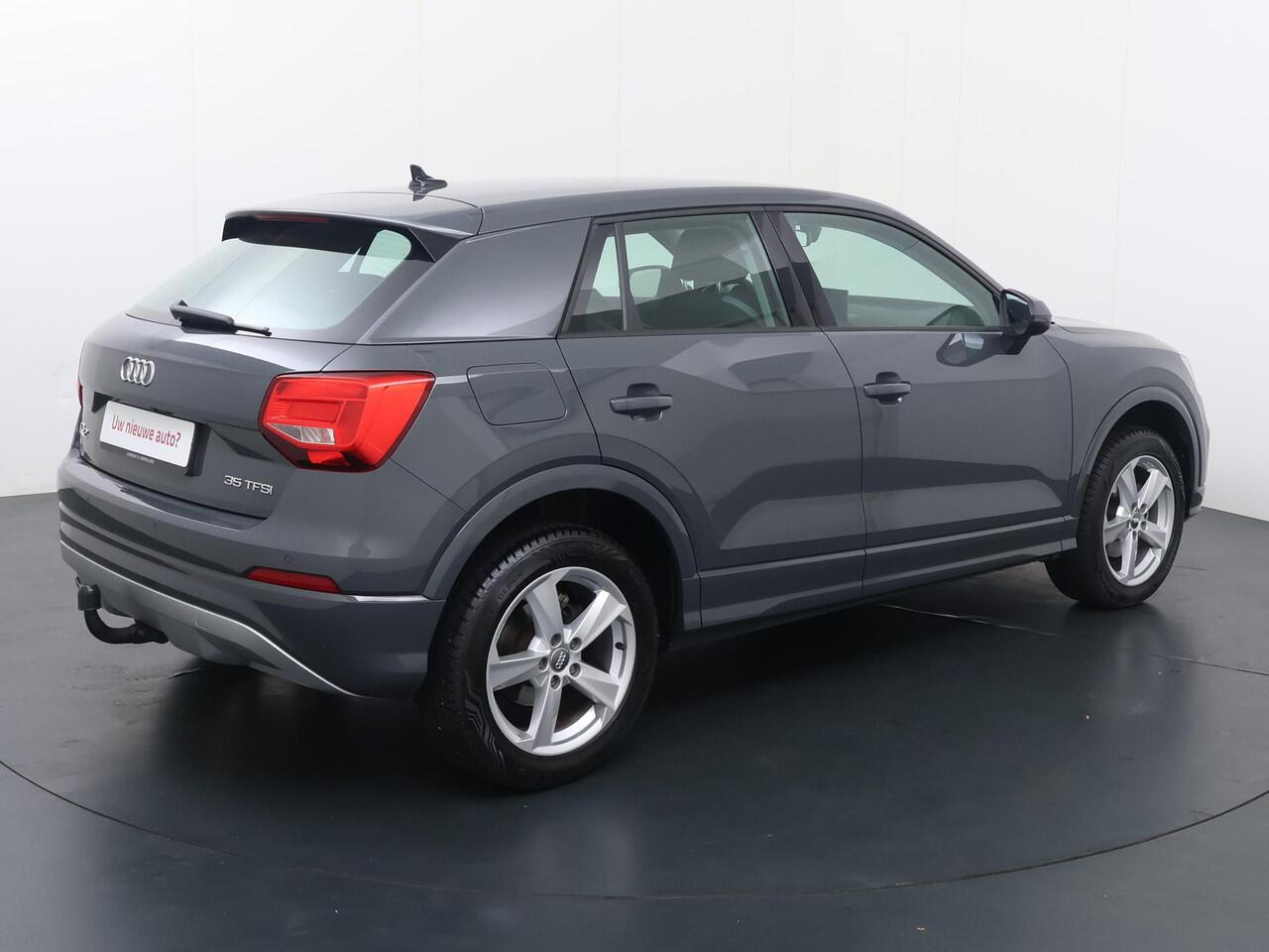 Audi Q2 35 TFSI CoD Sport | Automaat | Achteruitrijcamera | Navigatie | Climate | Trekhaak |