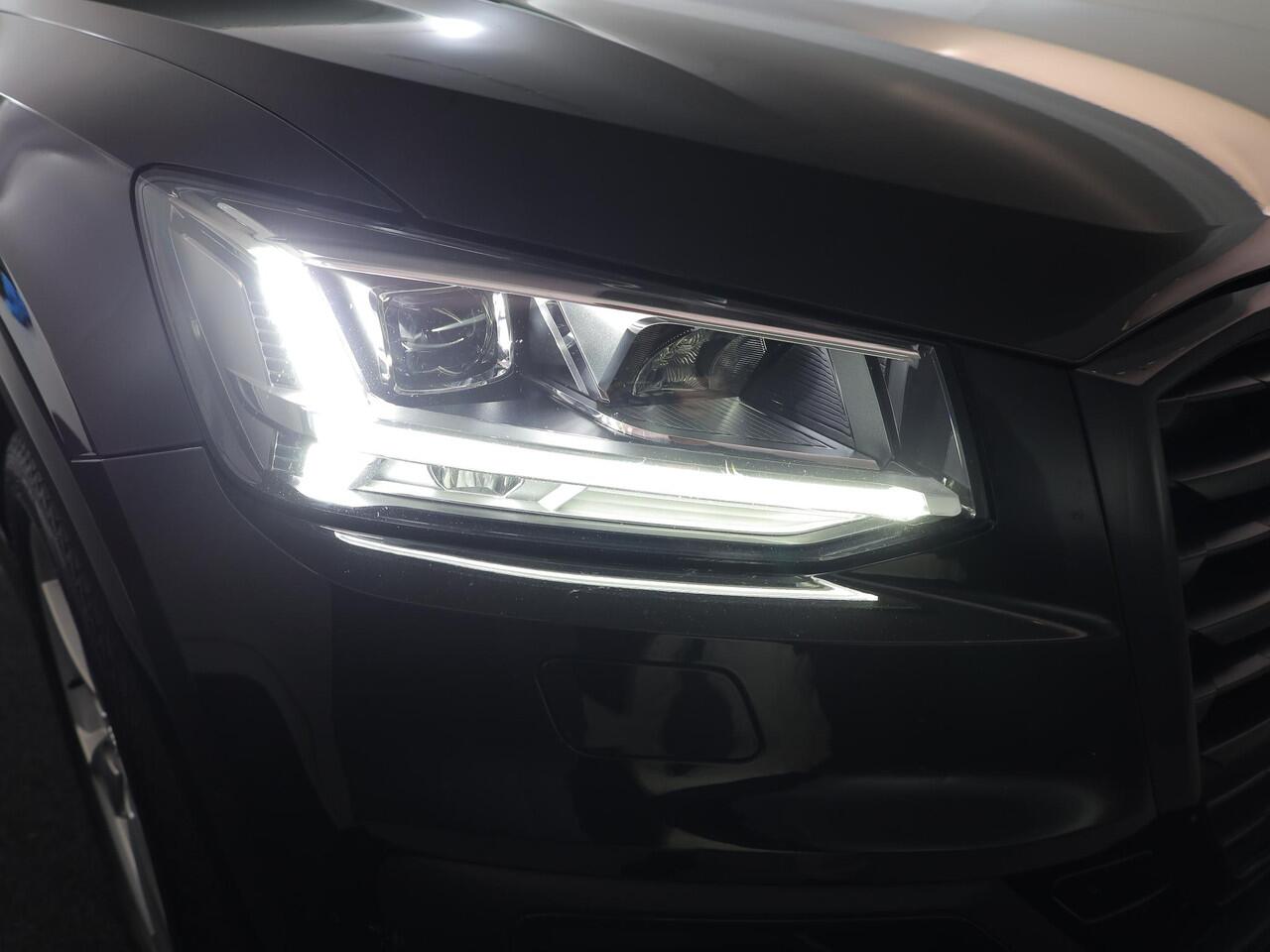 Audi Q2 35 TFSI S Edition 150pk AUT| 17'LM-velgen| Parksensors|Navi| Clima