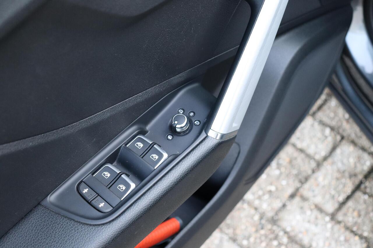 Audi Q2 35 TFSI CoD Sport S line Edition