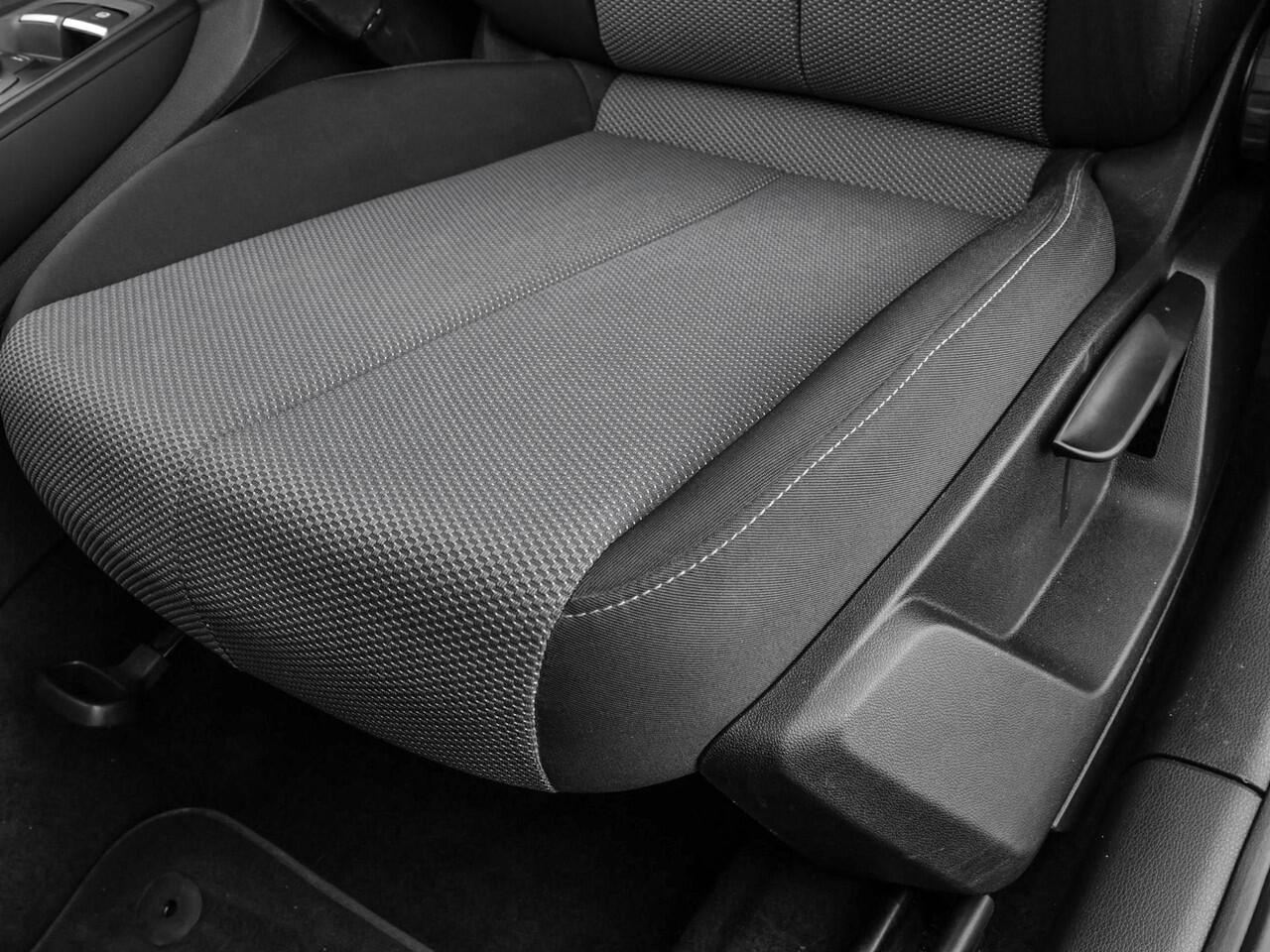 Audi Q2 30 TFSI 115pk Design · Navigatie · Cruise Control · P-Sensoren · Climatronic · Trekhaak · 17'' Inch ·