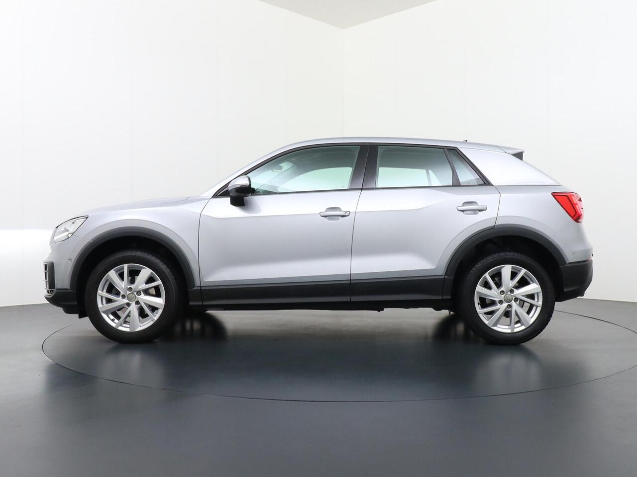 Audi Q2 35 TFSI AUTOMAAT VAN: 27.900,- VOOR: 23.877,- UW HERFSTVOORDEEL: 4.023,- | TREKHAAK | LEDER | RIJKLAAR INCL. 12 MND. BOVAGGARANTIE