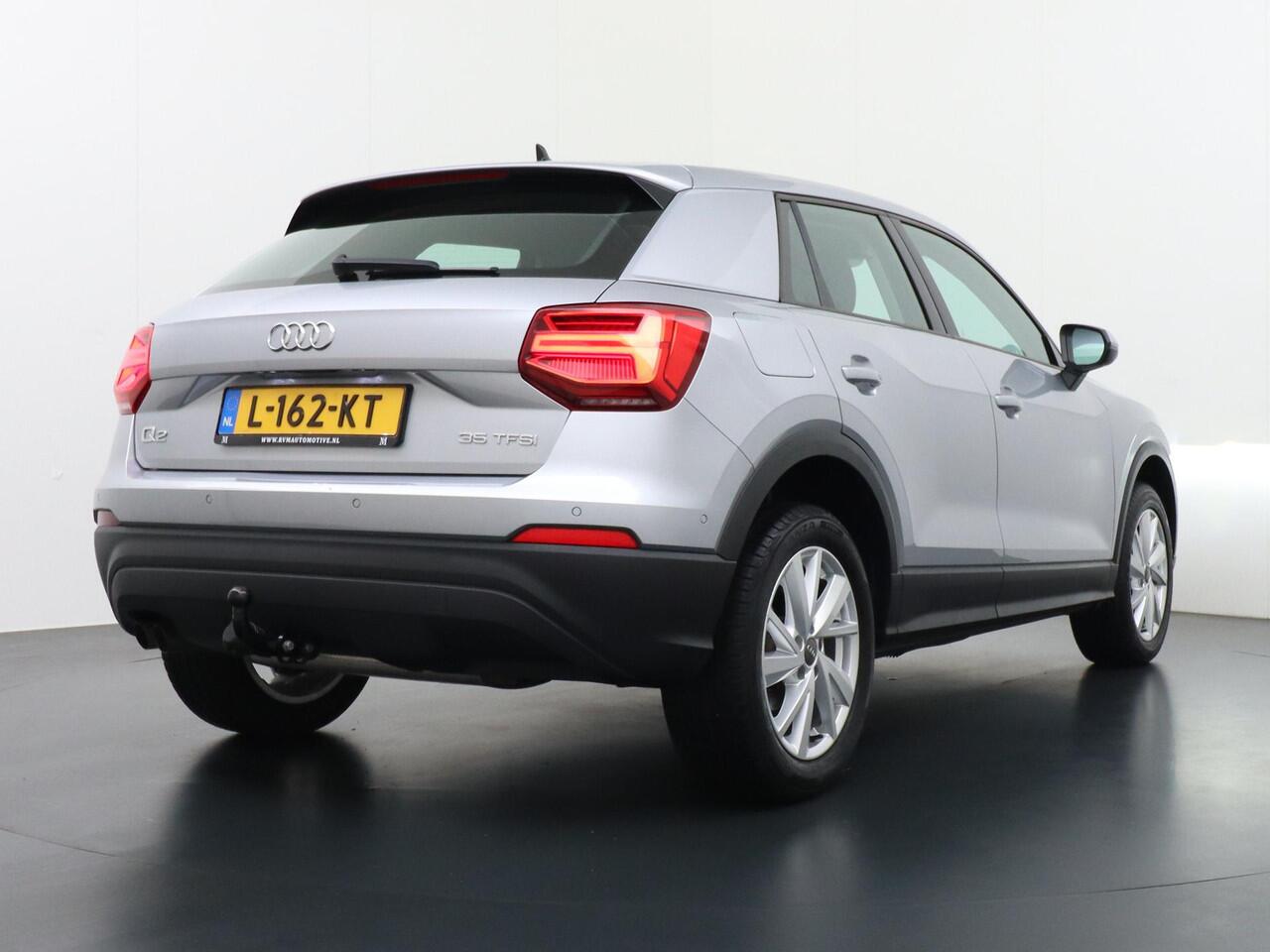 Audi Q2 35 TFSI AUTOMAAT VAN: 27.900,- VOOR: 23.877,- UW HERFSTVOORDEEL: 4.023,- | TREKHAAK | LEDER | RIJKLAAR INCL. 12 MND. BOVAGGARANTIE