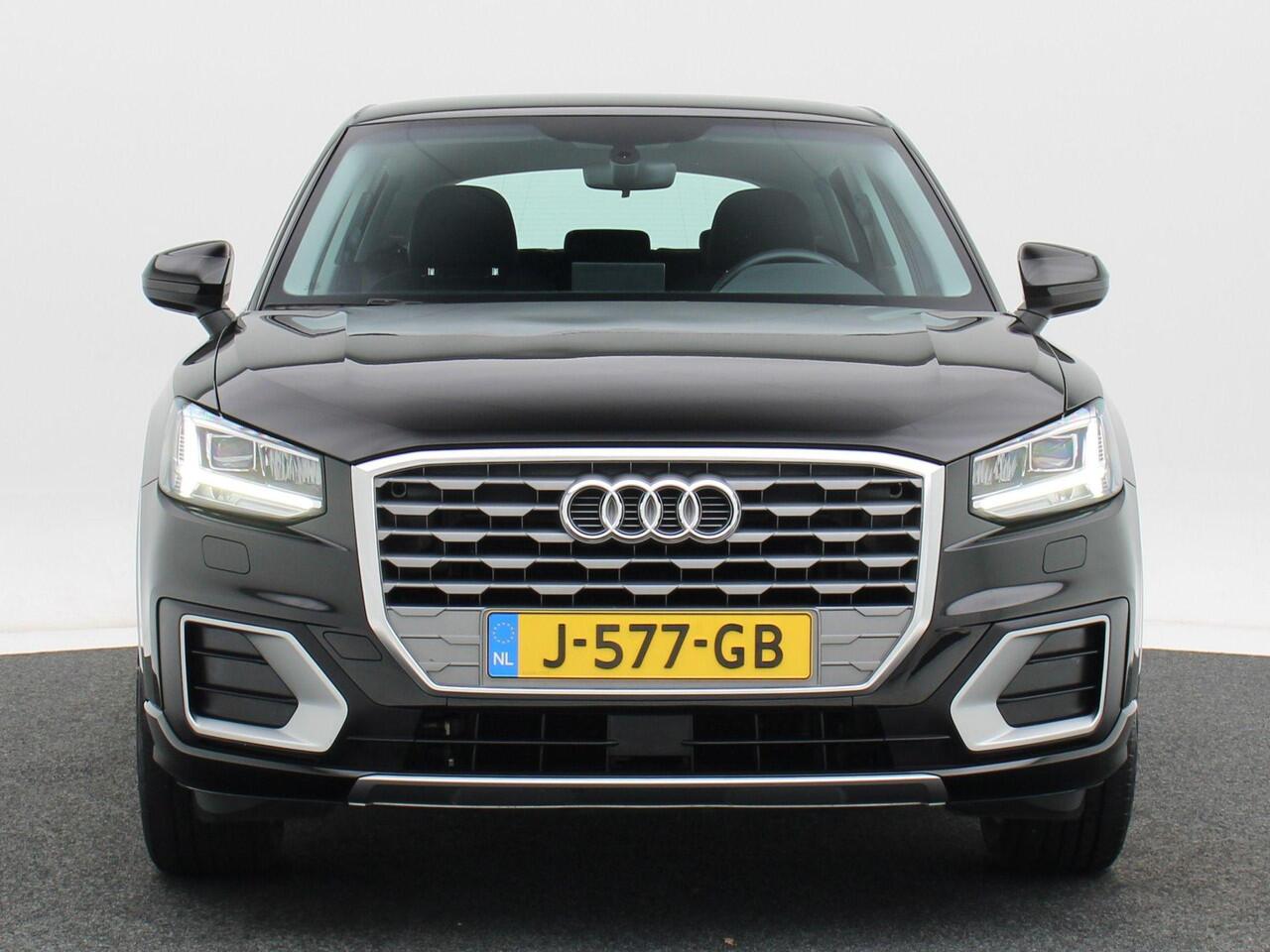 Audi Q2 30 TFSi 115 Pk epic | LED | Navigatie | CarPlay | Parkeersensoren | 17 Inch | 102.670 km!!