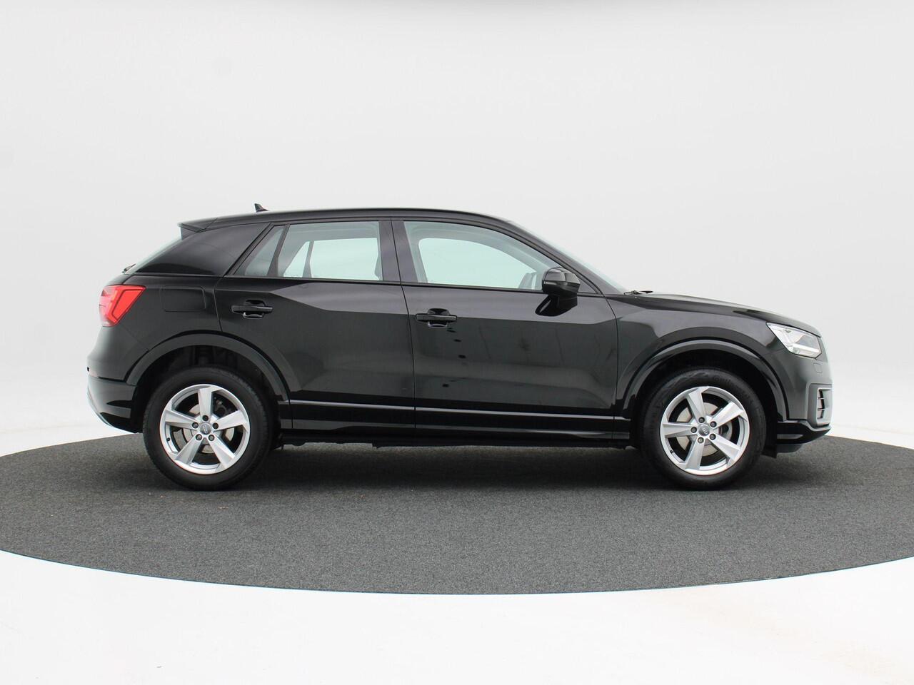 Audi Q2 30 TFSi 115 Pk epic | LED | Navigatie | CarPlay | Parkeersensoren | 17 Inch | 102.670 km!!