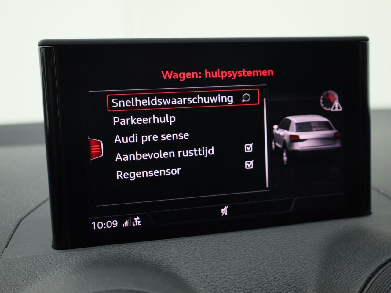 Audi Q2 30 TFSI/116PK epic · Apple/Android Car Play · Navigatie · Stoelverwarming