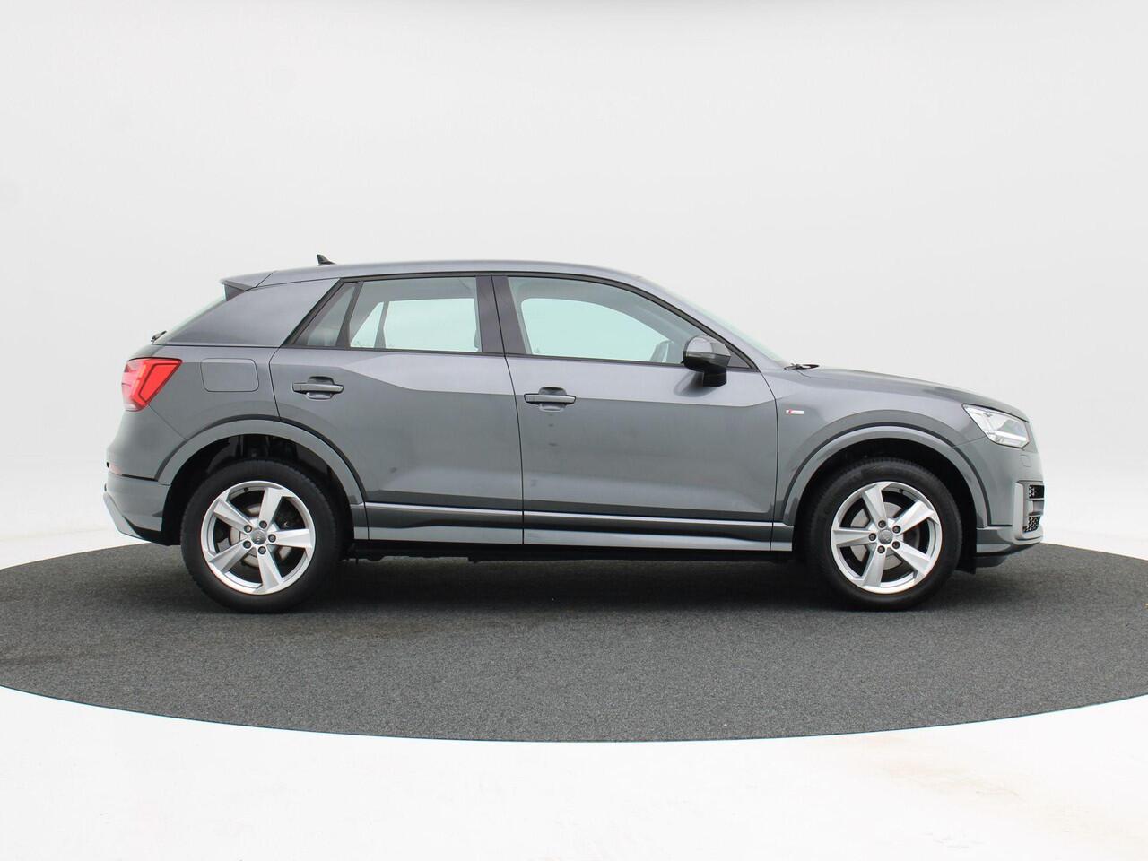 Audi Q2 35 TFSi 150 Pk Automaat S-Line | Trekhaak | Cruise Control | Parkeersensoren | Bluetooth | Navigatie | 17 Inch | 99.591 Km!!