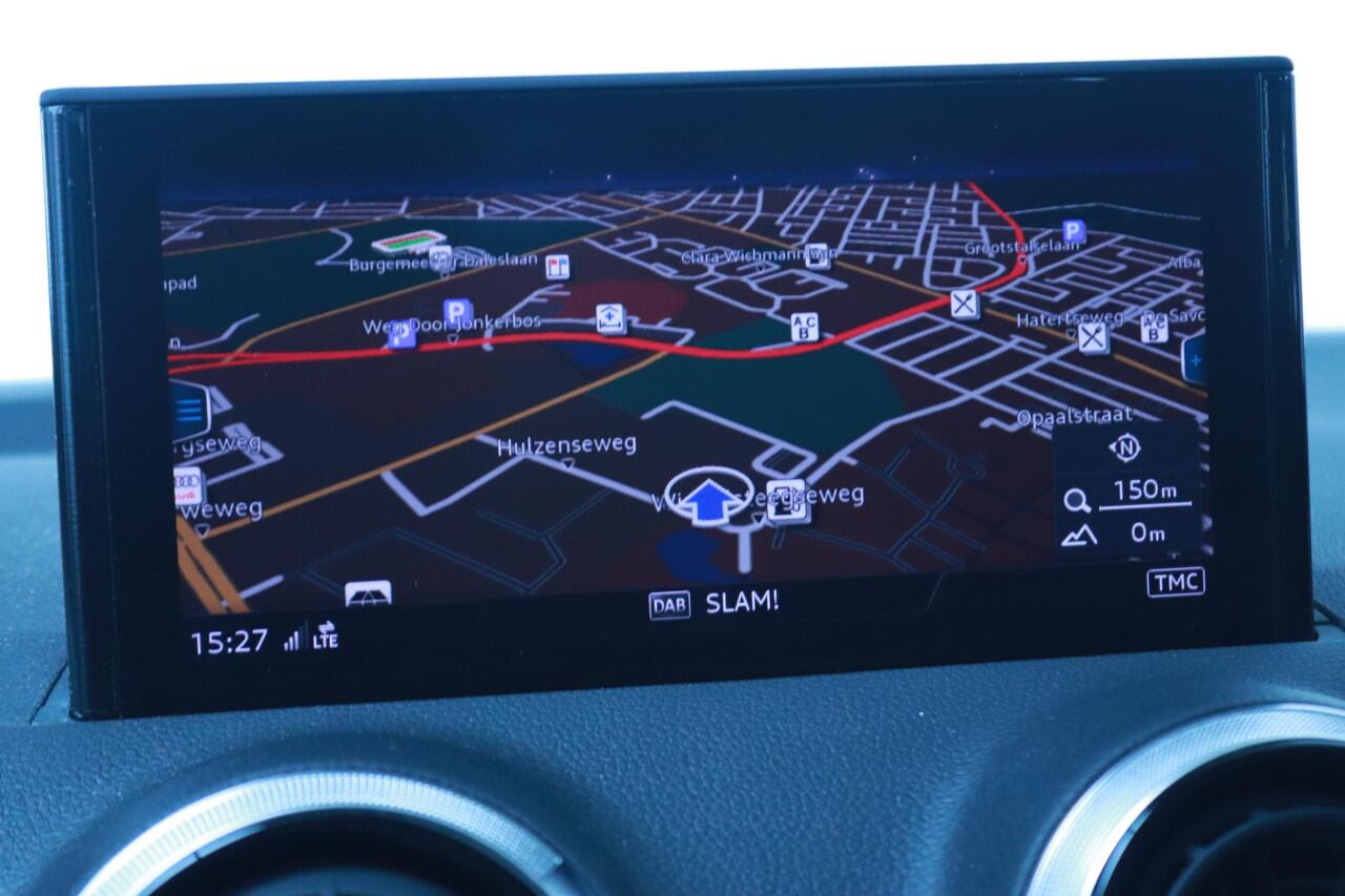 Audi Q2 30 TFSI Business Edition | Virtual cockpit | Trekhaak | Navigatie