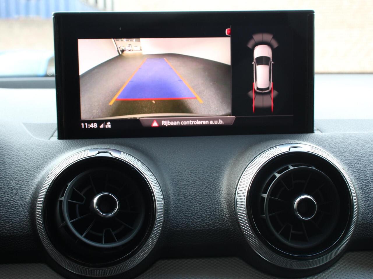 Audi Q2 35 TFSI 150pk Automaat S Edition | Navigatie | Camera | Adaptive Cruise Control | LED Matrix | Elektrische Achterklep | Keyless Entry |