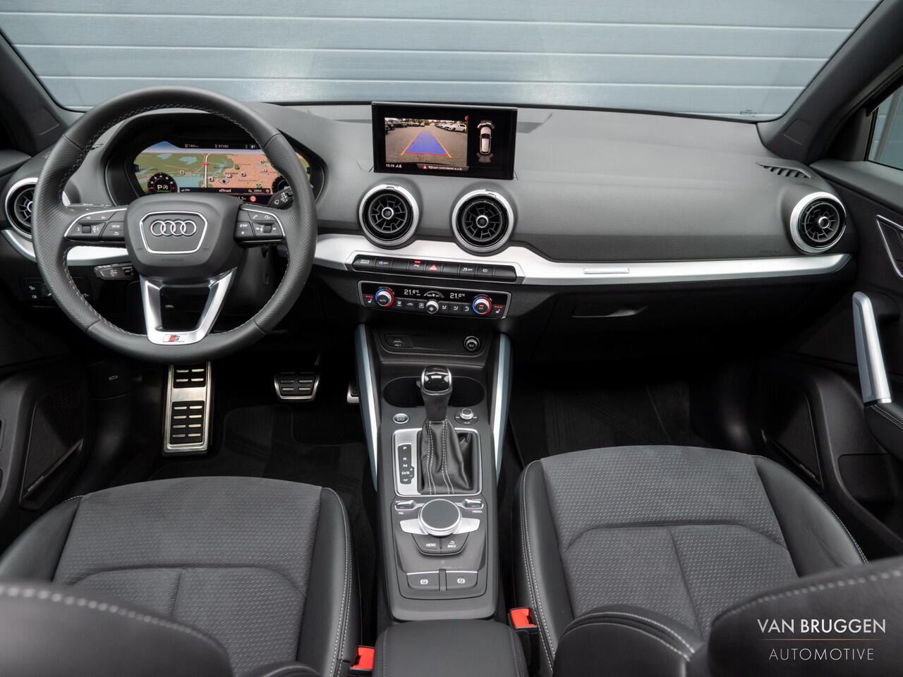 Audi Q2 35 TFSI S Edition Pano B&O Camera ACC Keyless