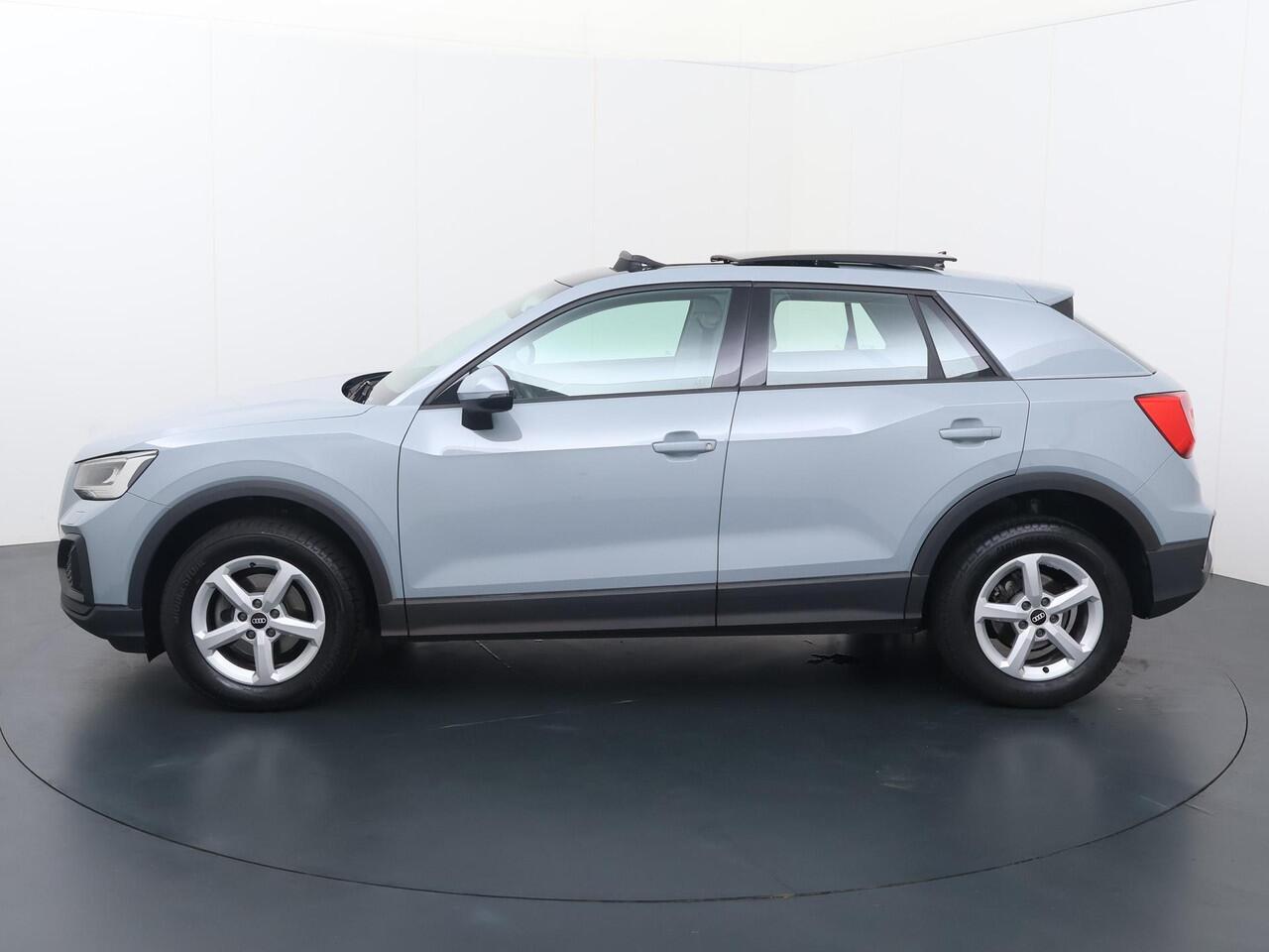 Audi Q2 35 TFSI Pro Line | Trekhaak | Panodak | Achteruitrijcamera | Navigatie | Parkeersensoren | Adaptive Cruisecontrol |