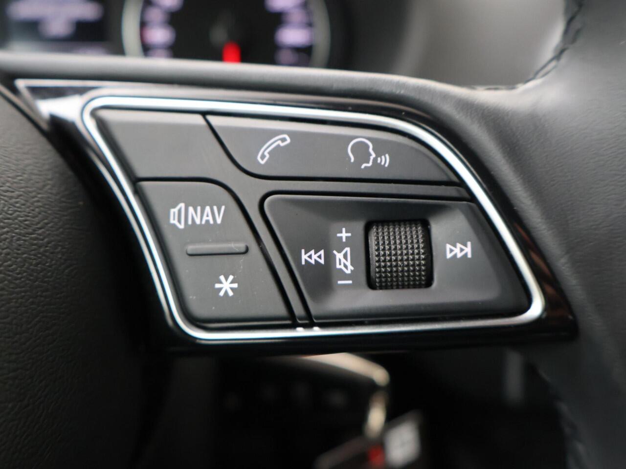 Audi Q2 30 TFSI Pro Line | 110 PK | Climate control | Cruise control | Apple Carplay/Android Auto |