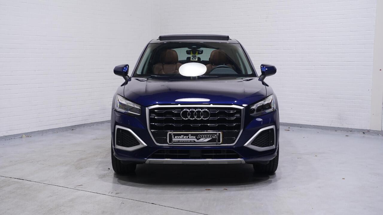 Audi Q2 30 TDI Business Edition 1e Eig. NAP Panodak Lederen sportstoelen Camera Led matrix Navi PDC v+a Rijklaar!