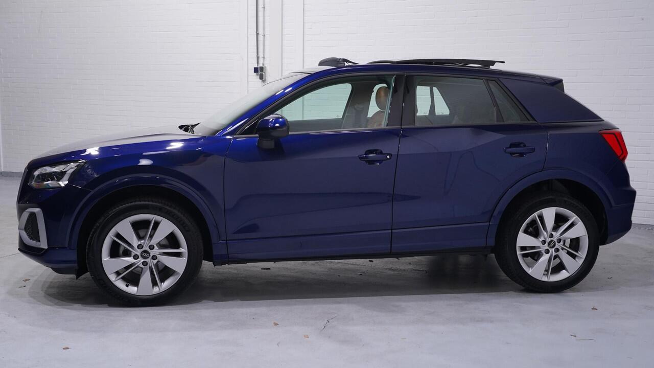 Audi Q2 30 TDI Business Edition 1e Eig. NAP Panodak Lederen sportstoelen Camera Led matrix Navi PDC v+a Rijklaar!