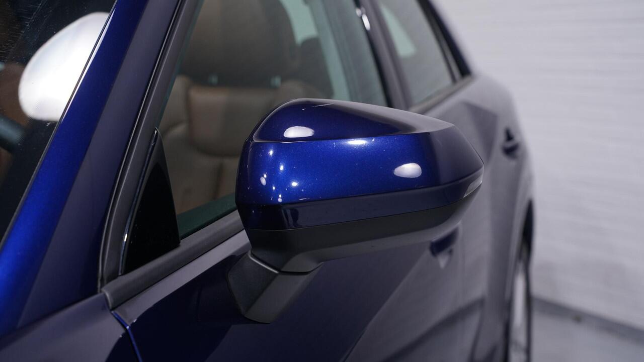 Audi Q2 30 TDI Business Edition 1e Eig. NAP Panodak Lederen sportstoelen Camera Led matrix Navi PDC v+a Rijklaar!