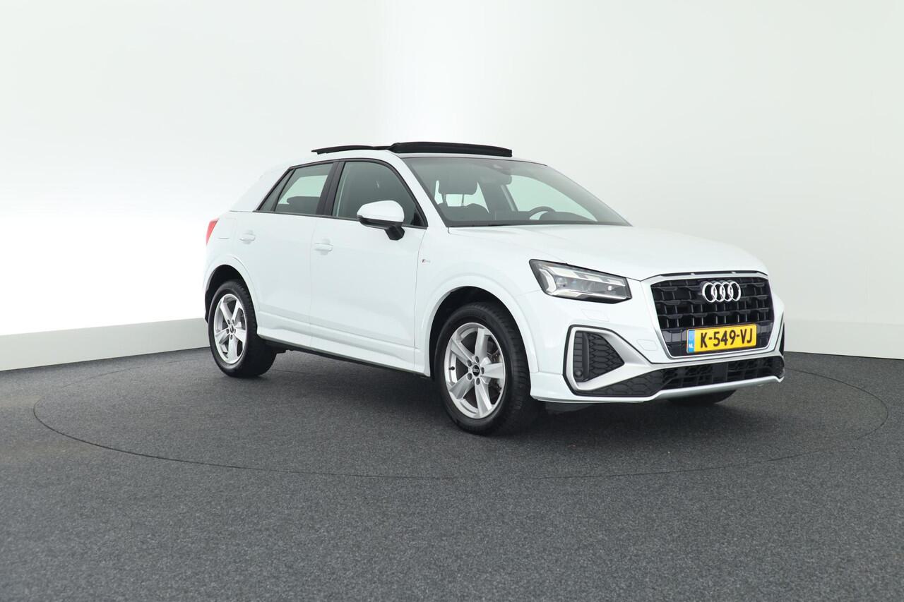 Audi Q2 35 TFSI 150pk S Edition Panoramadak Keyless Virtual Cockpit LED Koplampen S-Line