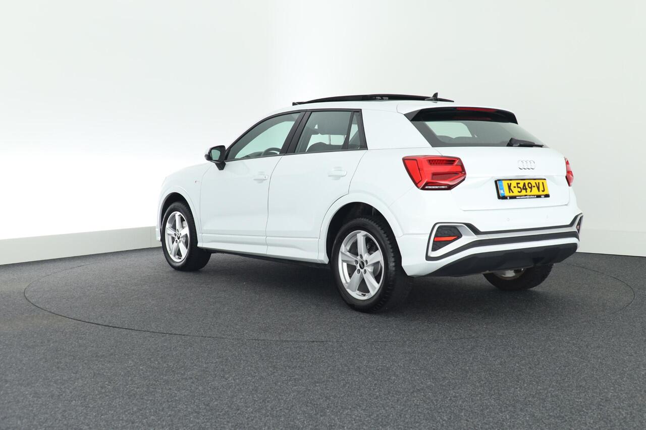 Audi Q2 35 TFSI 150pk S Edition Panoramadak Keyless Virtual Cockpit LED Koplampen S-Line