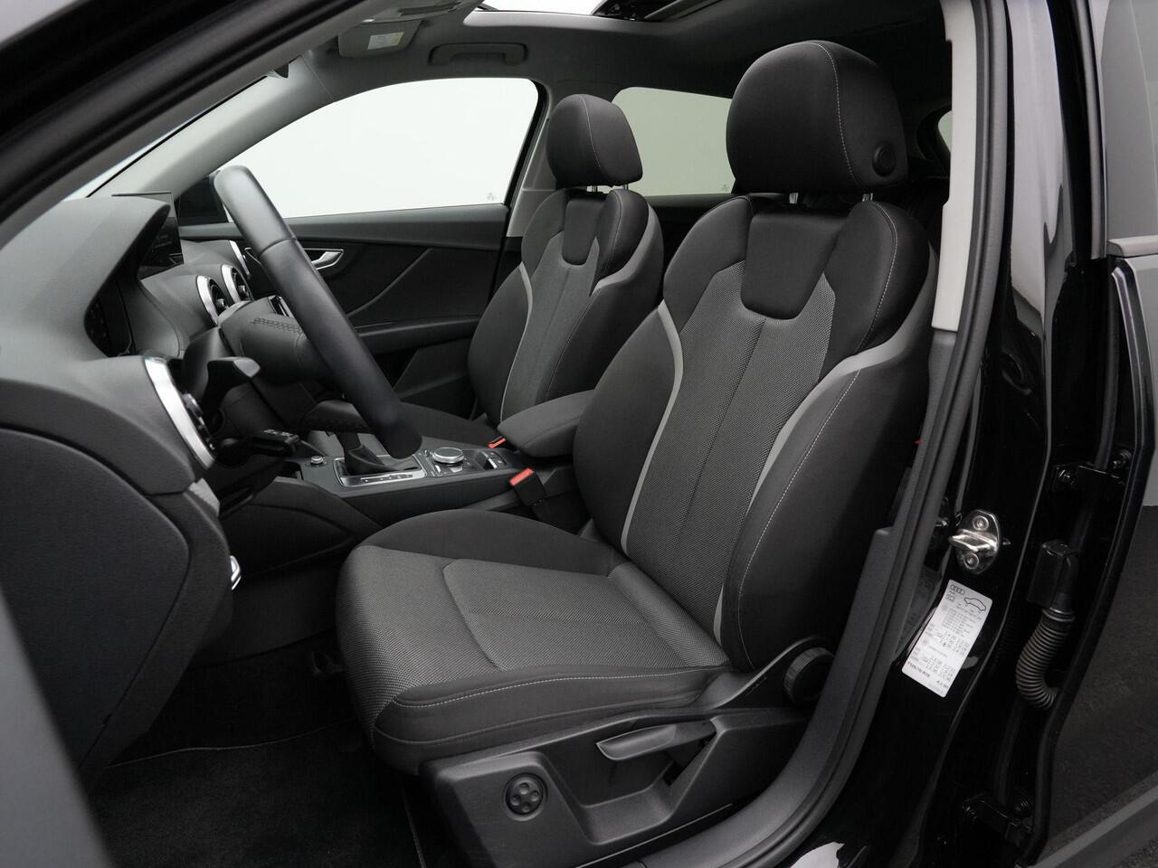 Audi Q2 35 TFSI 150 pk S-tronic Advanced edition | Panoramadak | Achteruitrijcamera | Navigatie | Stoelverwarming