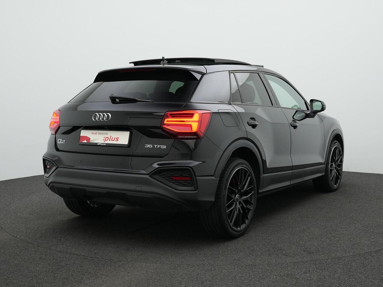 Audi Q2 35 TFSI 150 pk S-tronic Advanced edition | Panoramadak | Achteruitrijcamera | Navigatie | Stoelverwarming