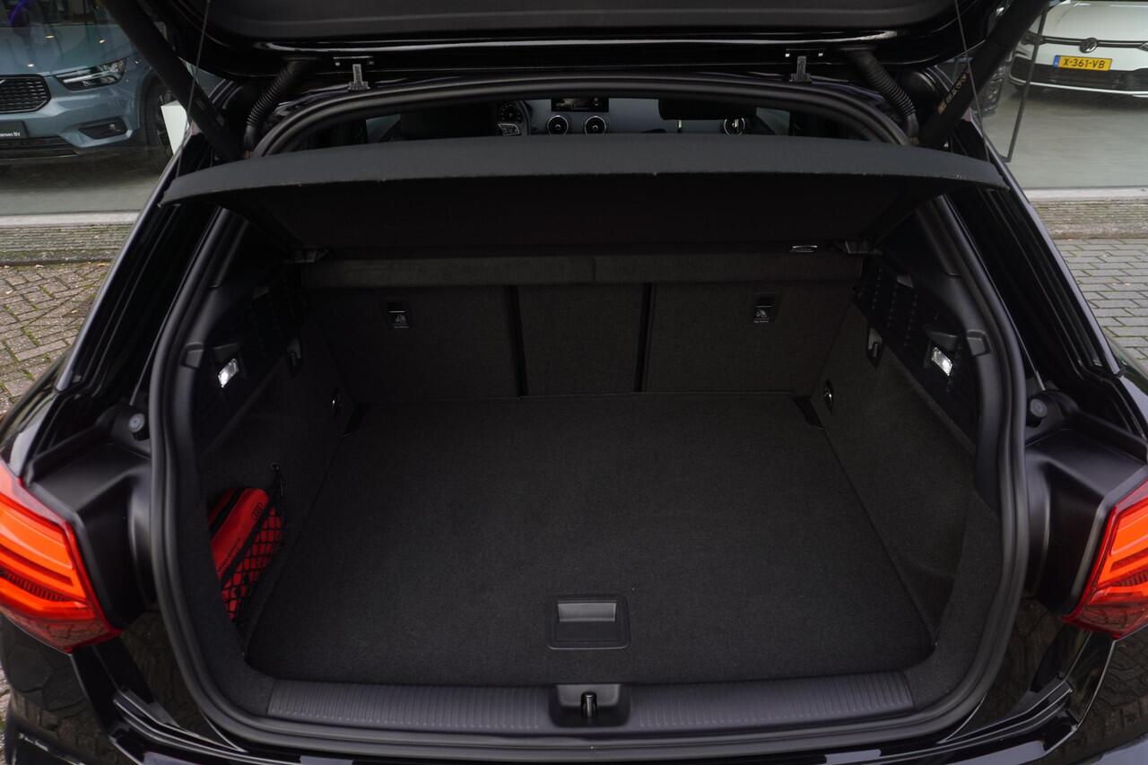 Audi Q2 SQ2 2.0 TFSI quattro | Carplay | Matrix LED | SONOS | Camera | 20"