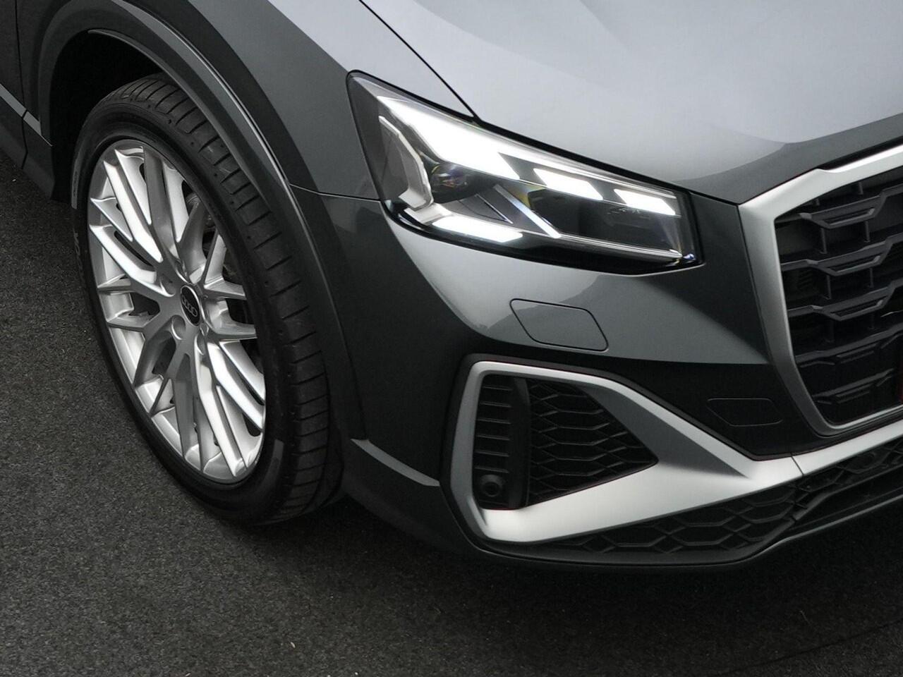 Audi Q2 35 TFSI 150 pk S-tronic S-Line | Panoramadak | Matrix LED | Achteruitrijcamera | Stoelverwarming | Adaptive Cruise