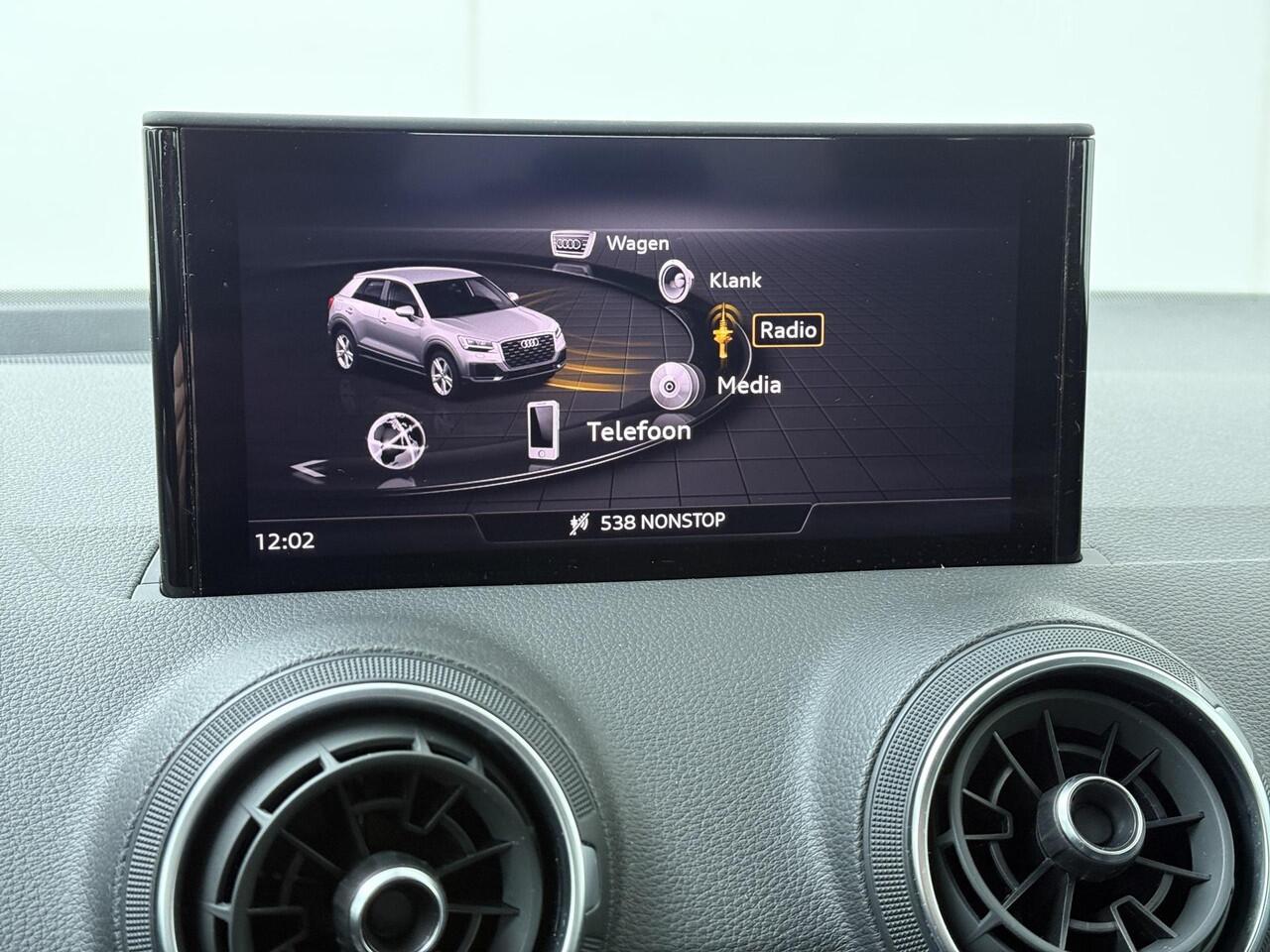 Audi Q2 30 TFSI Pro Line | 110 PK | Climate control | Cruise control | Apple Carplay/Android Auto |