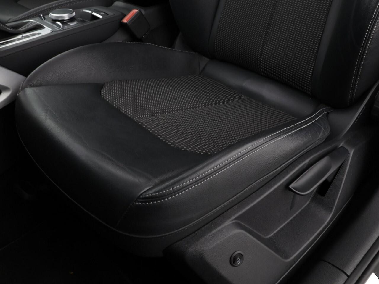 Audi Q2 35 TFSI 150pk S-tronic S Edition · Panoramadak · Apple/Android Car Play · Stoelverwarming · Navigatie · 17'' Inch ·