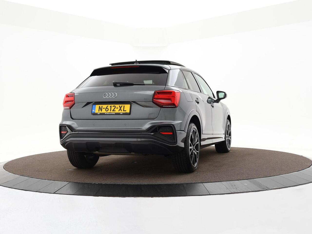 Audi Q2 35 TFSI 150pk S-tronic S Edition · Panoramadak · Apple/Android Car Play · Stoelverwarming · Navigatie · 17'' Inch ·