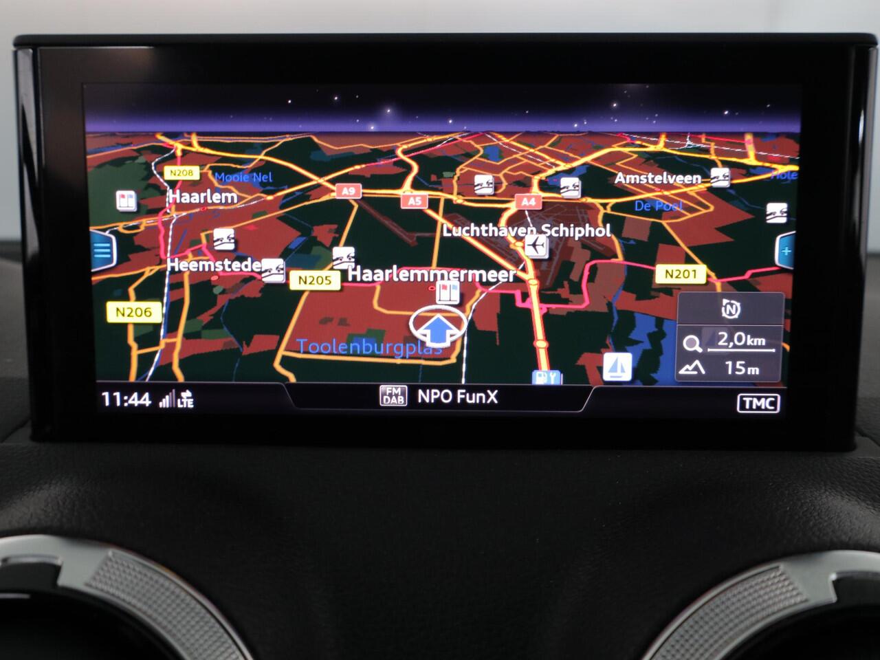 Audi Q2 35 TFSI Advanced edition 150 Pk Automaat (S-Tronic) | Navigatie | Trekhaak afneembaar | Parkeersensoren |