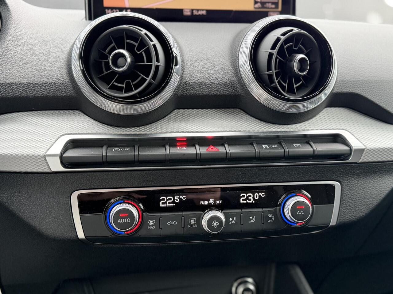 Audi Q2 35 TFSI Advanced edition 150pk | S-tronic | Navigatie | Sportstoelen | Parkeercamera | Virtual Cockpit | 17 inch Lichtmetalen velgen |