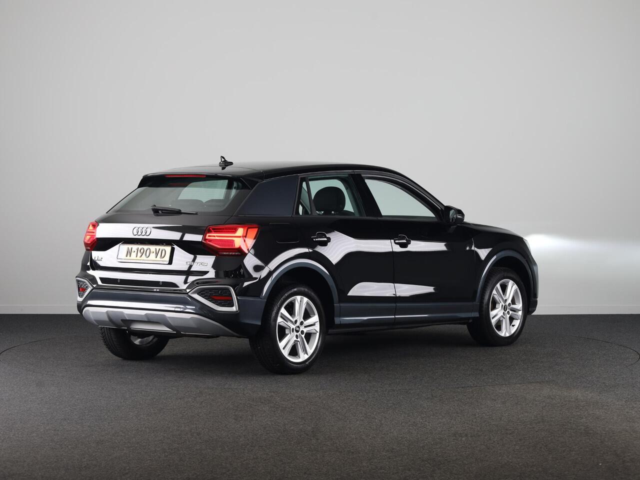 Audi Q2 35 TFSI Advanced edition 150 pk S-tronic | Navigatie | Parkeersensoren | Achteruitrijcamera | Adaptieve cruise control | LED koplampen | Stoelverwarming |