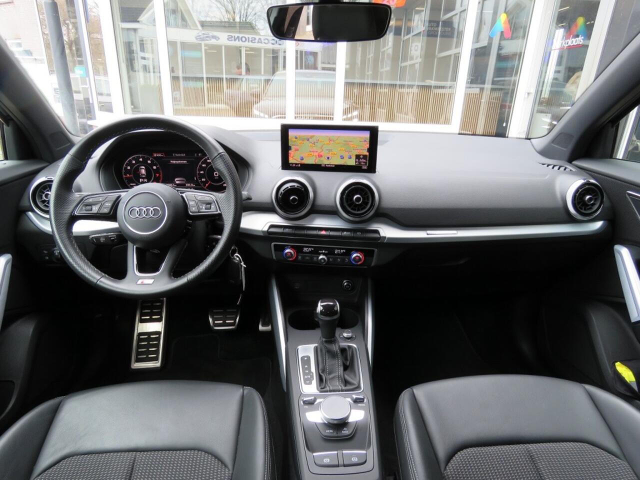 Audi Q2 35 TFSI 150pk S EDITION S-Tronic / Led / Trekhaak / Navi / BOVAG garantie