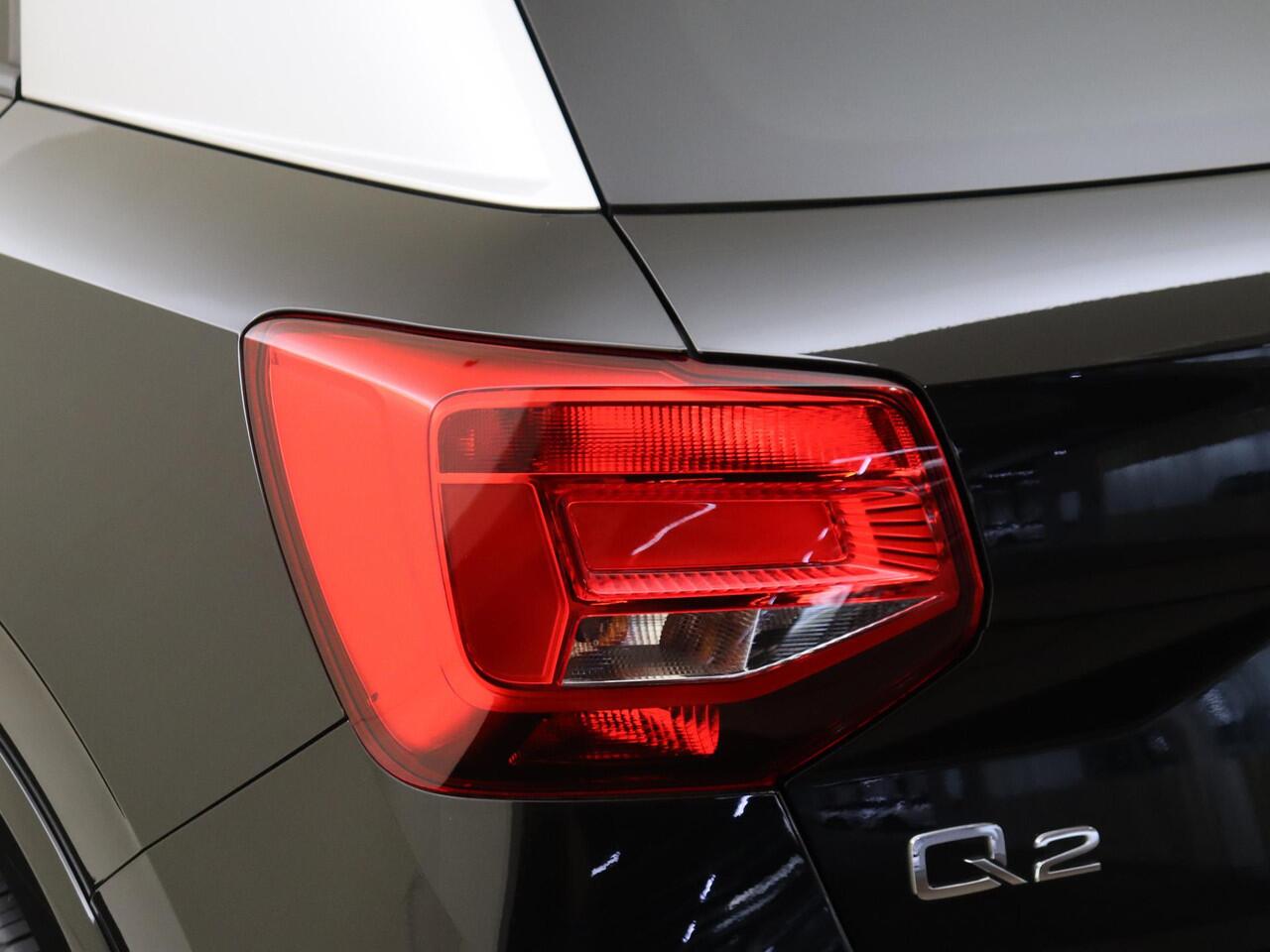 Audi Q2 35 TFSI S Edition | Trekhaak | Stoelverwarming | Navigatie | CarPlay | Cruise control | Virtual cockpit |