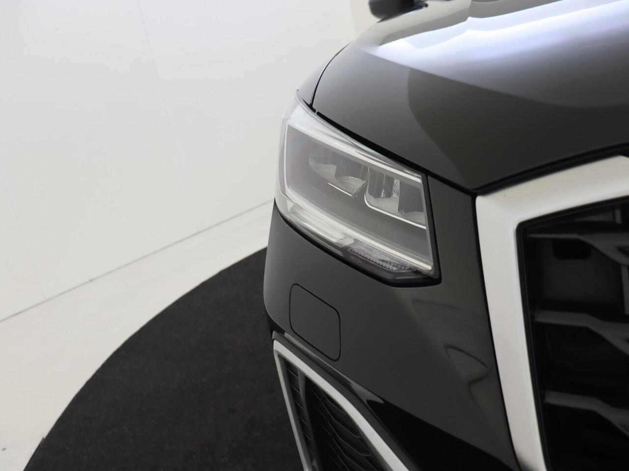 Audi Q2 35 TFSI S Edition | Trekhaak | Stoelverwarming | Navigatie | CarPlay | Cruise control | Virtual cockpit |