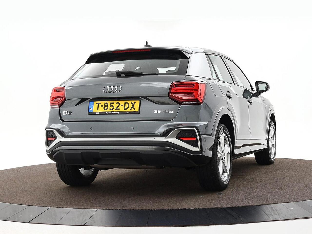 Audi Q2 35 TFSI 150pk S-tronic S Edition · Apple/Android Car Play · Camera · P-Sensoren · Navigatie · Stoelverwarming · 17'' Inch · Garantie t/m 13-06-2027 of 100.000km