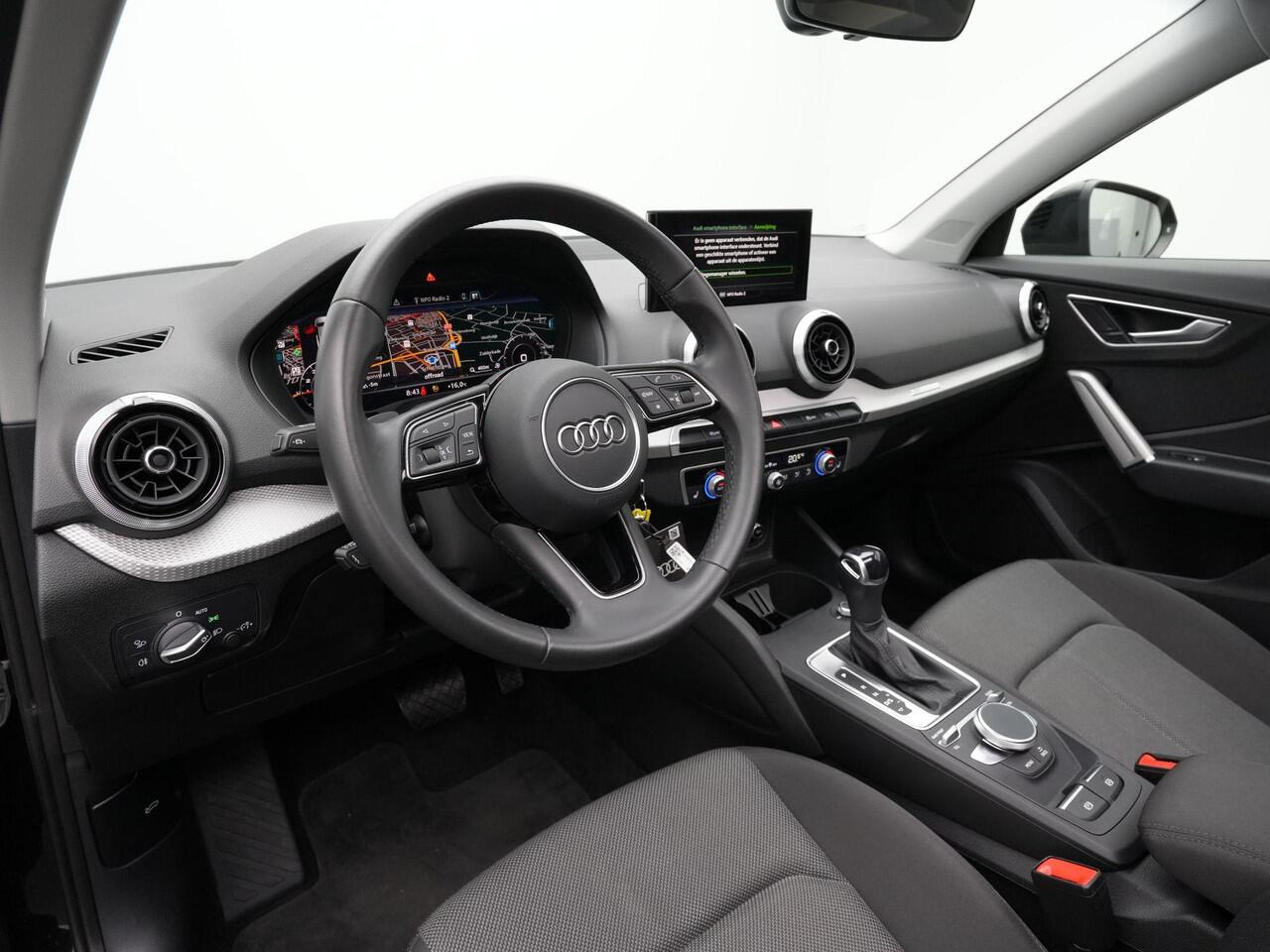 Audi Q2 35 TFSI 150 pk S-tronic S-Line | Panoramadak | Matrix LED | Achteruitrijcamera | Stoelverwarming | Navigatie