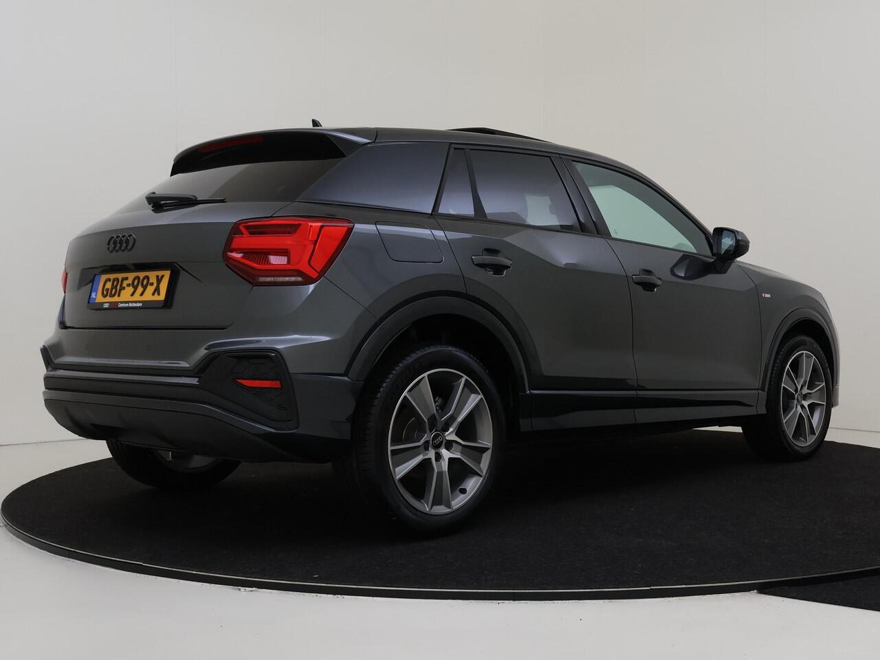 Audi Q2 35 TFSI S Edition | Panoramadak | Stoelverwarming | Achteruitrijcamera | Comfortsleutel | Navigatie | Carplay